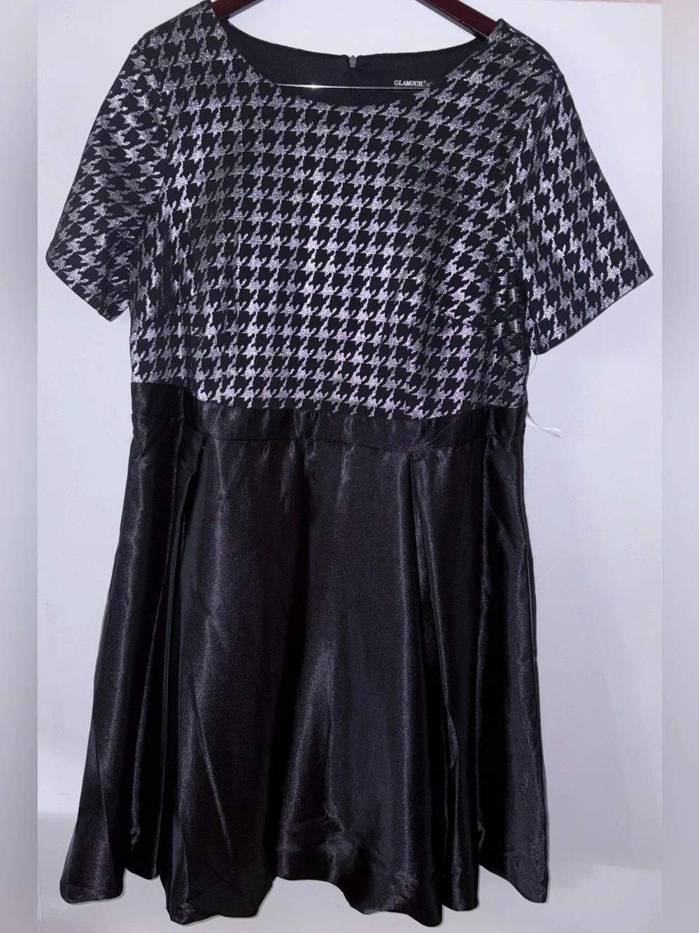 Glamour Nights chic fit